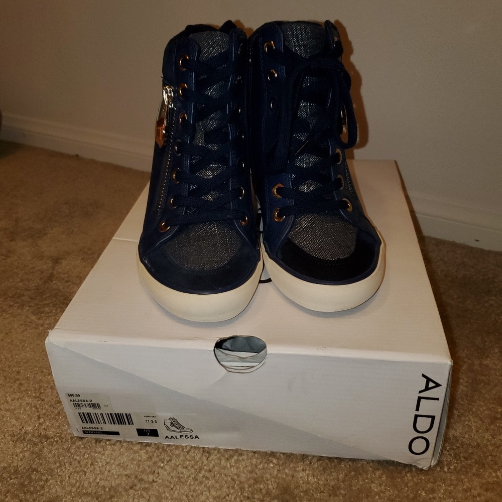 Women's Aldo AALESSA sneakers US 7